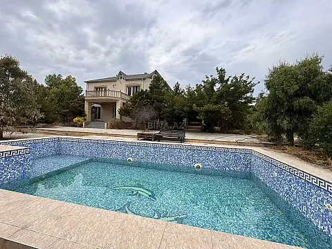 Satılır 5 otaqlı həyət evi 320 m² — Bakı, Saray 5 otaq 320.00 m²