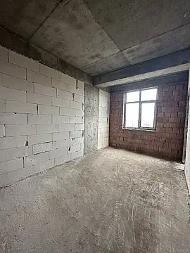 Satılır 2 otaqlı mənzil 76.5 m²