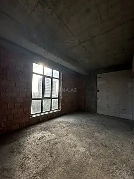 Satılır 2 otaqlı mənzil 76.5 m²