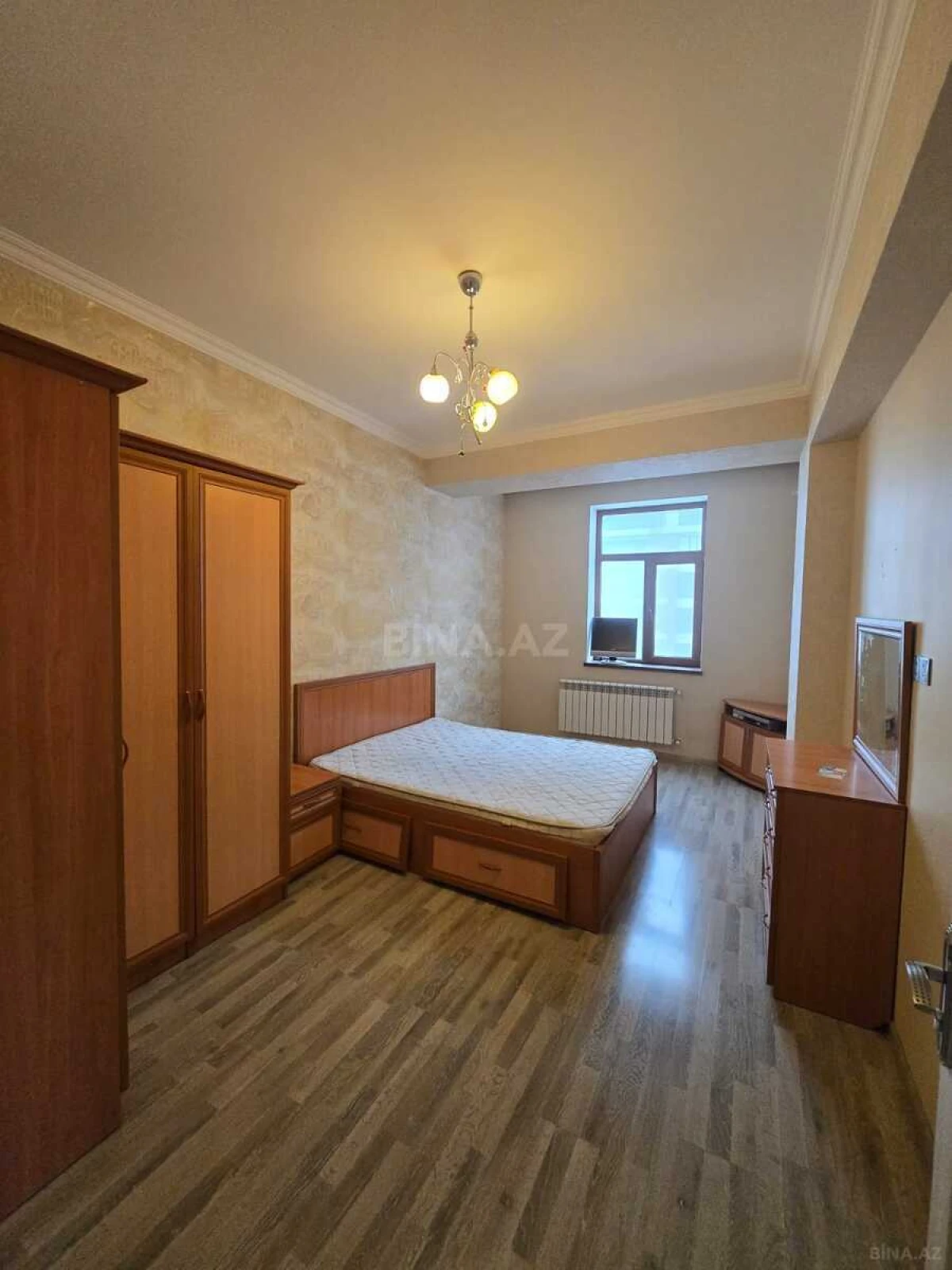 Kirayə verilir 2 otaqlı mənzil 73 m²