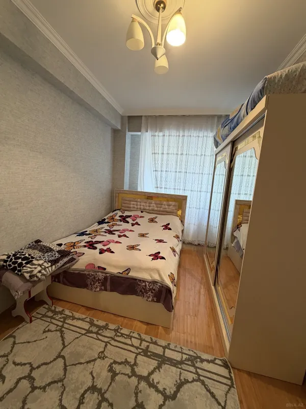 Satılır 2 otaqlı mənzil 65 m²