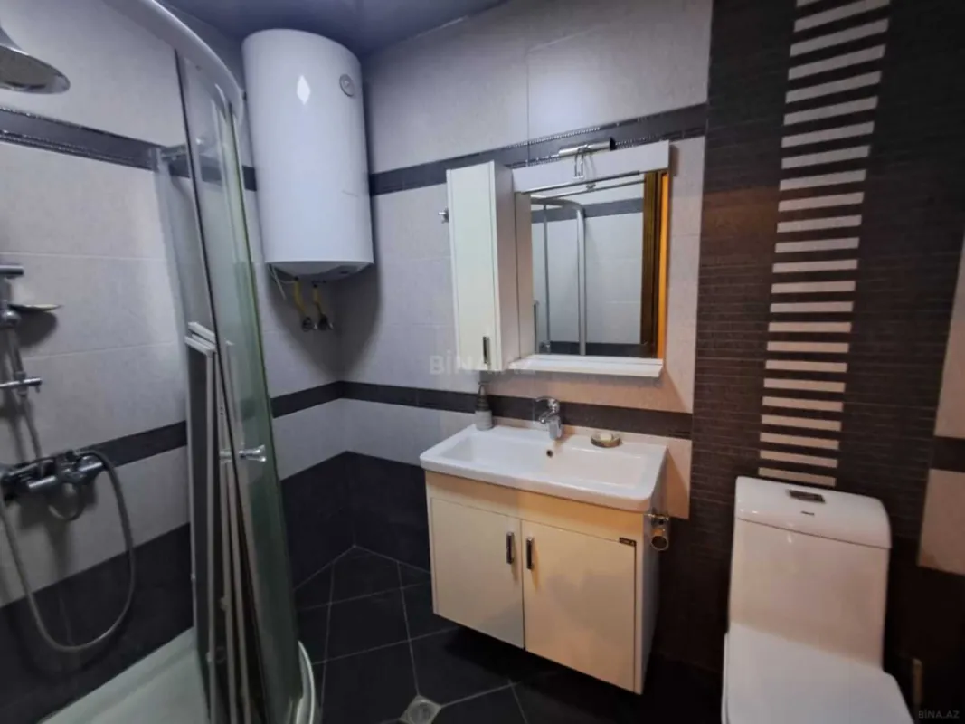 Kirayə verilir 3 otaqlı mənzil 130 m²