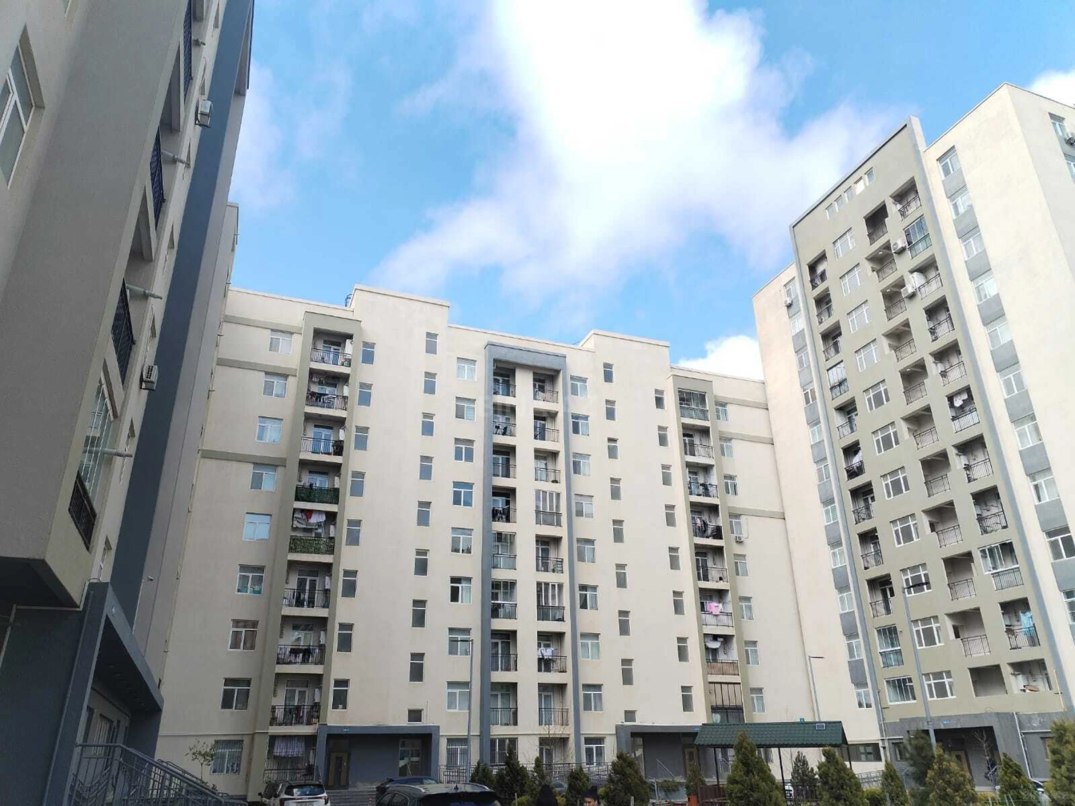 Kirayə verilir 2 otaqlı mənzil 70 m²