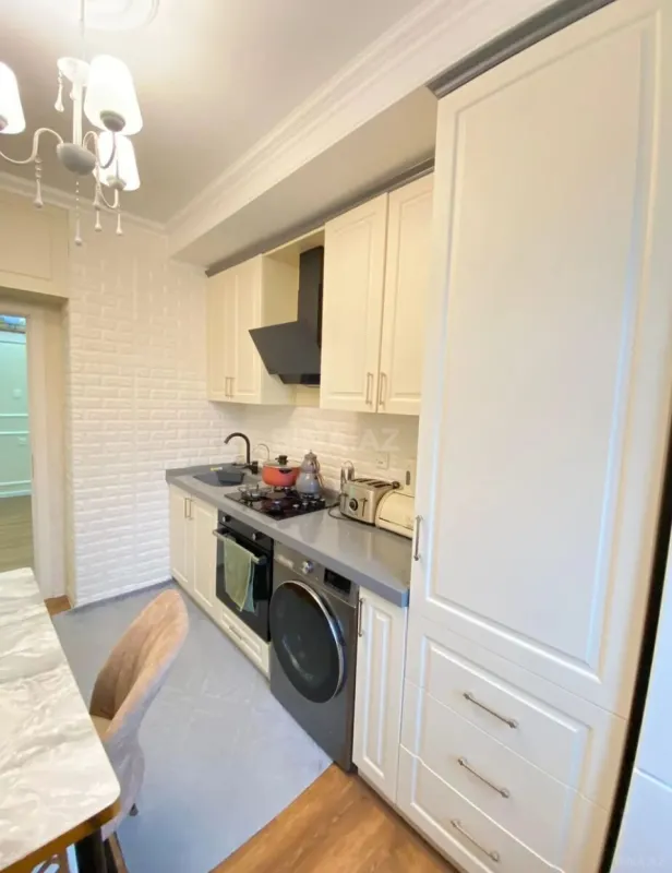 Satılır 3 otaqlı mənzil 70 m²