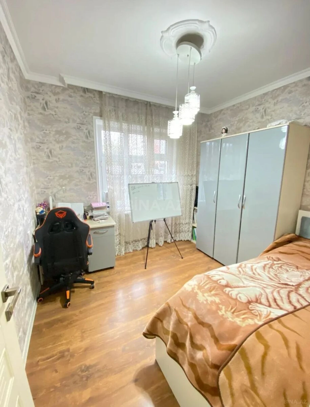 Satılır 3 otaqlı mənzil 70 m²