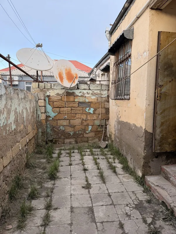 Satılır 2 otaqlı həyət evi 45 m²