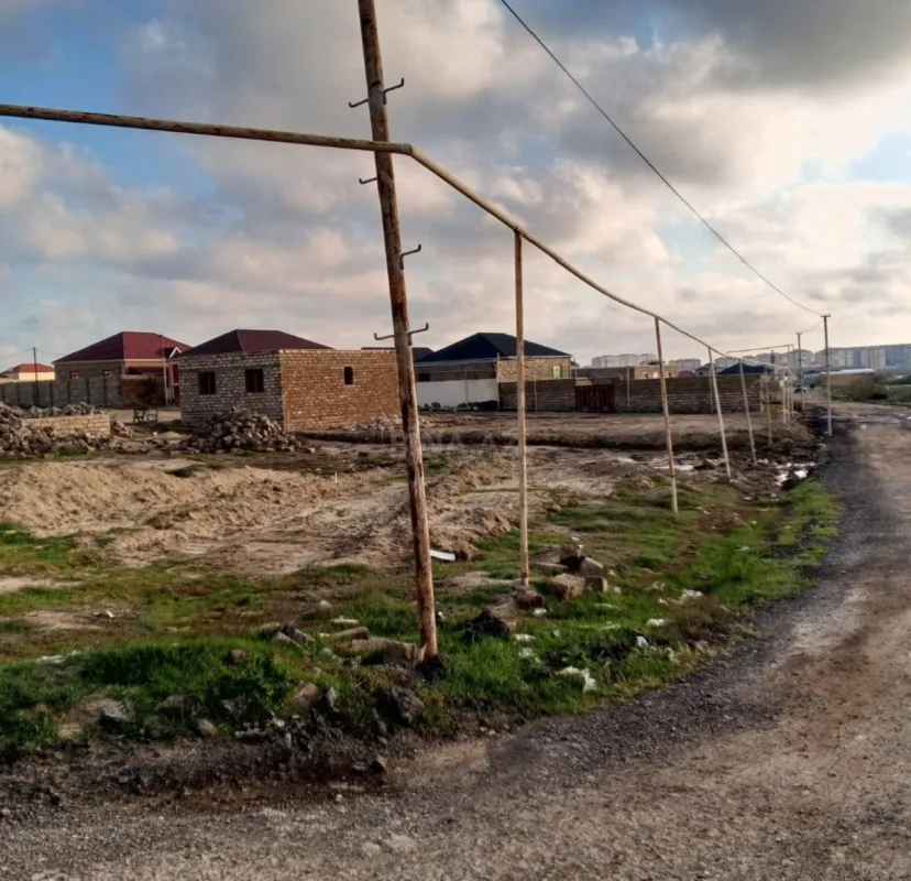 Satılır torpaq sahəsi 12 m²