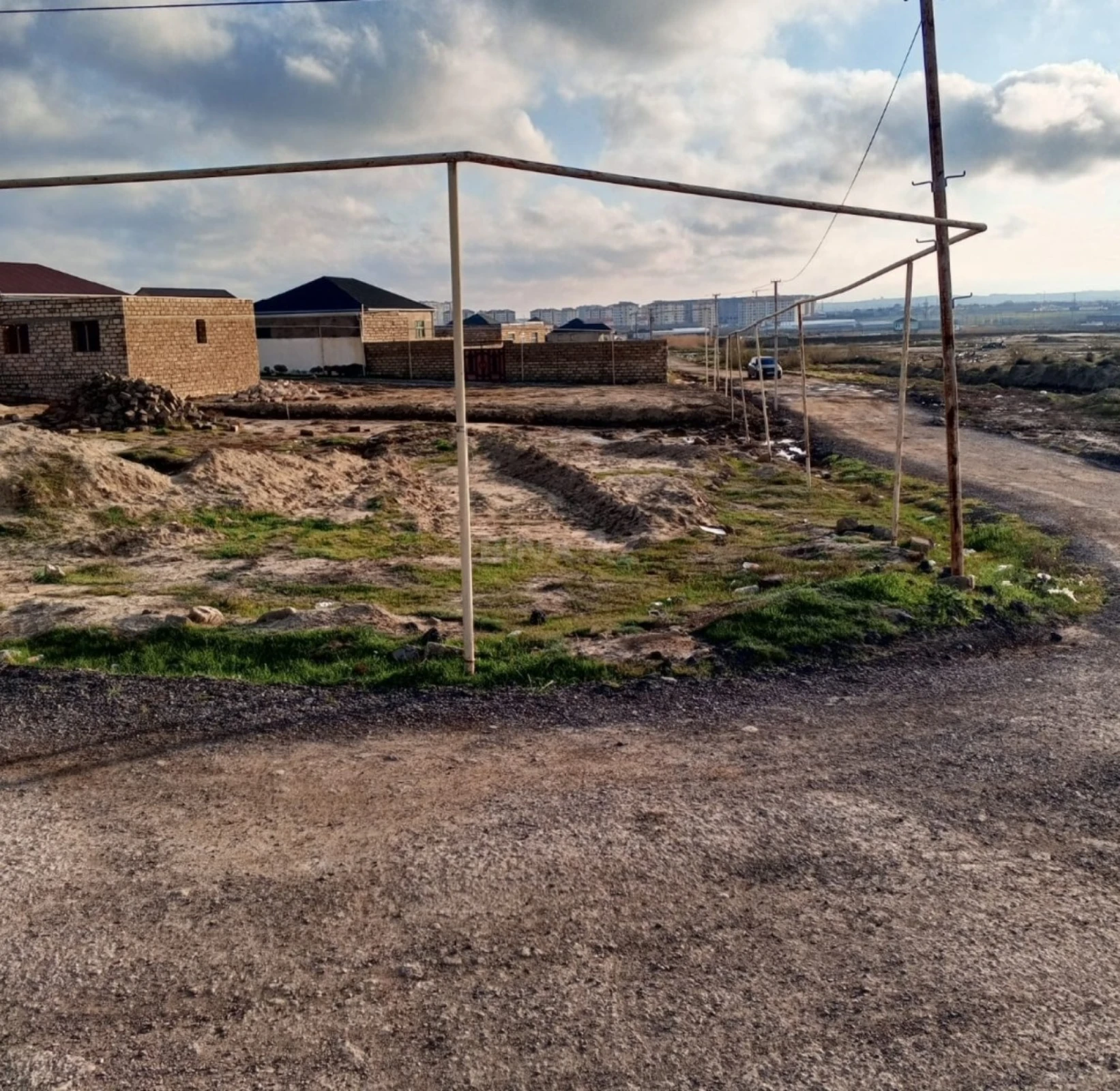 Satılır torpaq sahəsi 12 m²