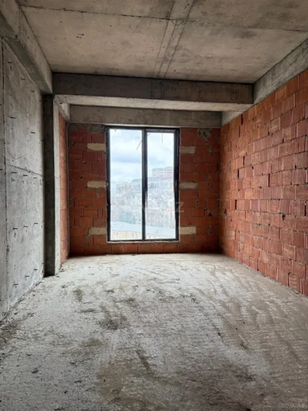 Satılır 2 otaqlı mənzil 95 m²