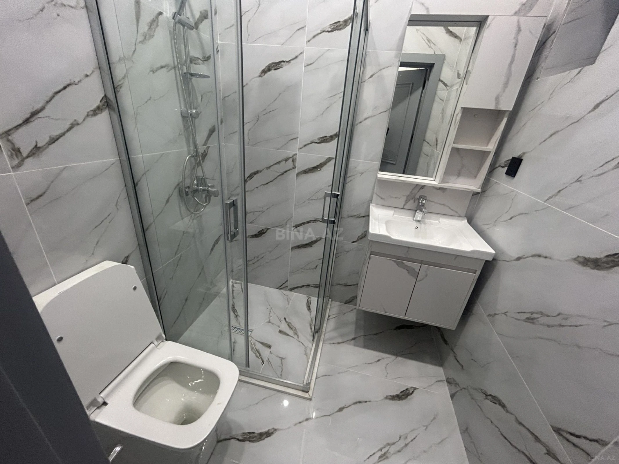 Satılır 4 otaqlı həyət evi 120 m²