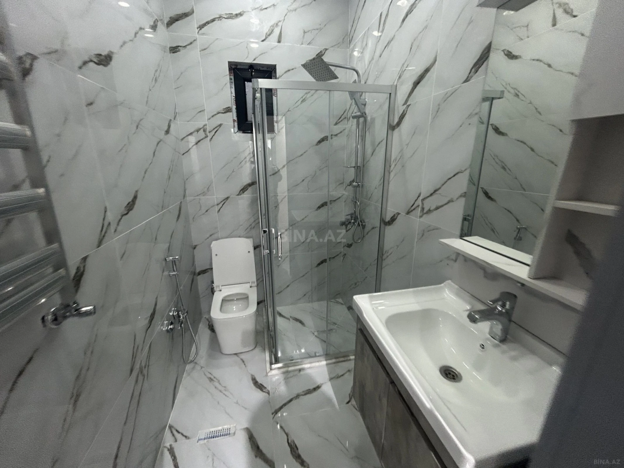 Satılır 4 otaqlı həyət evi 120 m²