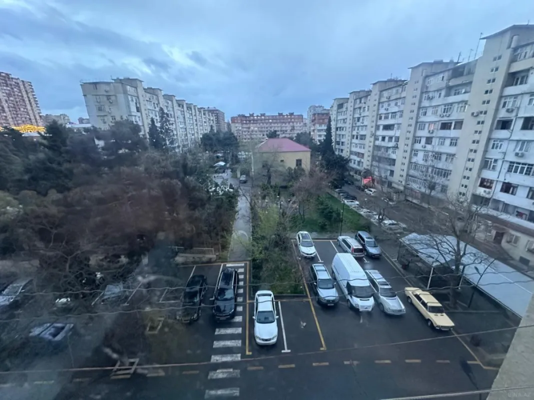 Kirayə verilir 2 otaqlı mənzil 60 m²