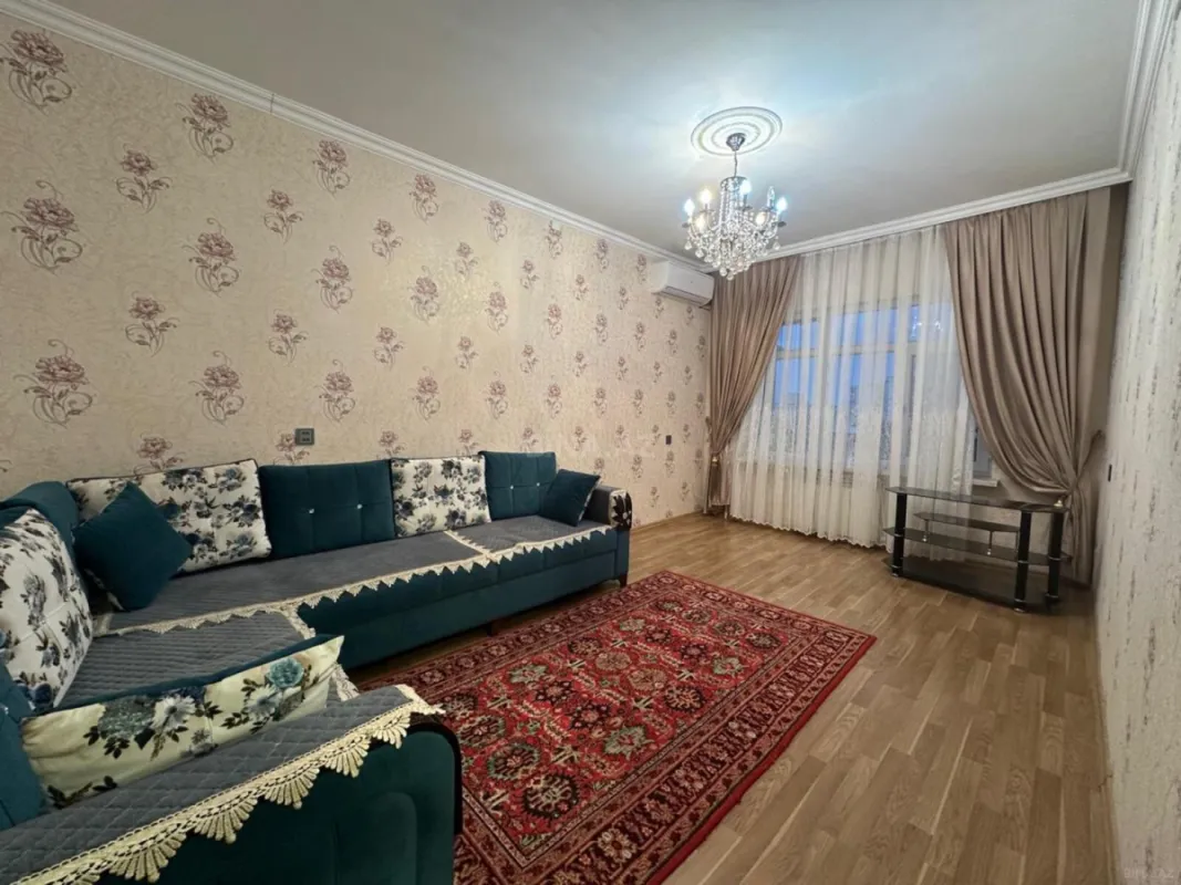 Kirayə verilir 2 otaqlı mənzil 60 m²
