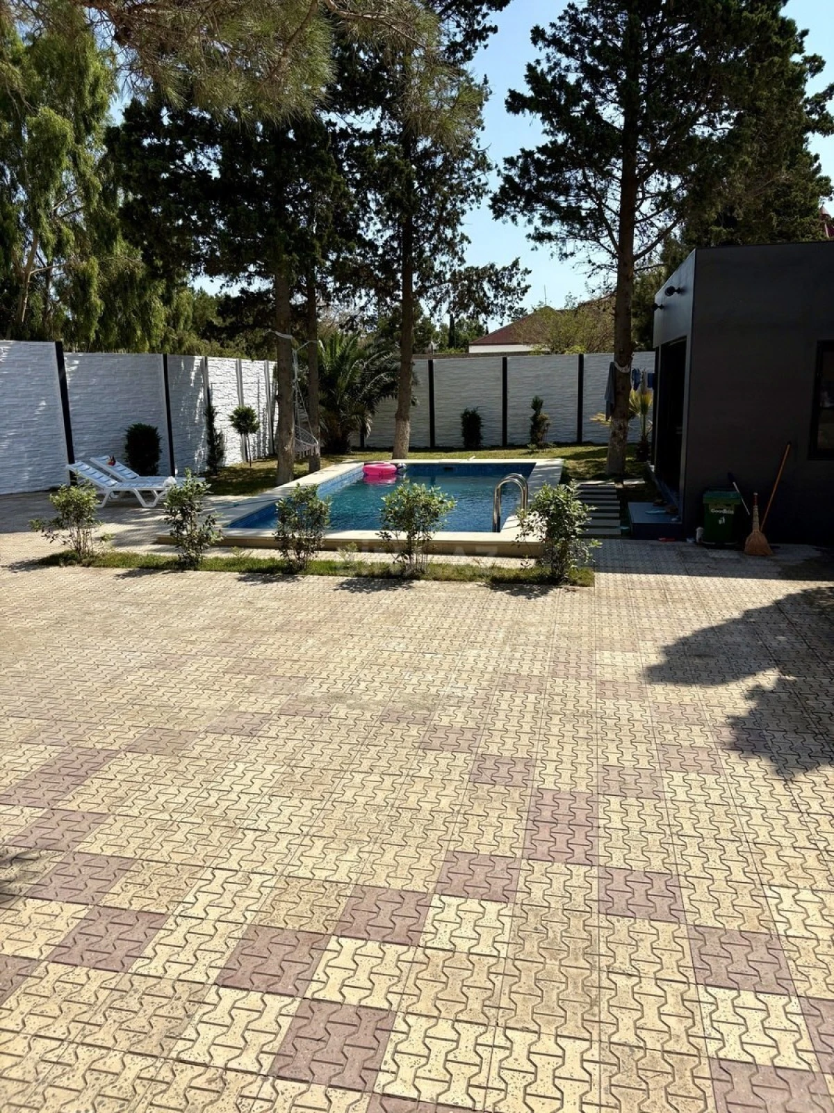 Satılır 6 otaqlı həyət evi 248 m²