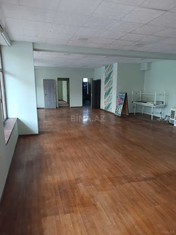 Kirayə verilir obyekt 150 m²