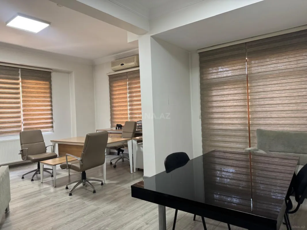 Kirayə verilir 6 otaqlı ofis 320 m²