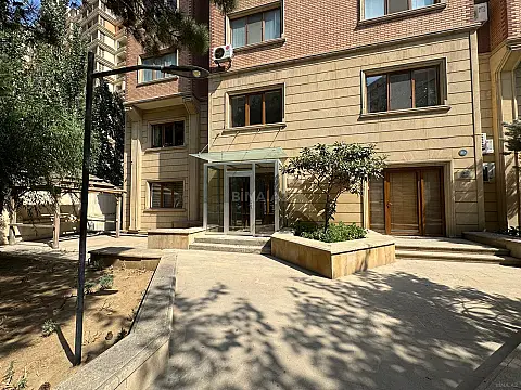 Kirayə verilir 6 otaqlı ofis 320 m² — Bakı, Nərimanov 6 otaq 320.00 m²