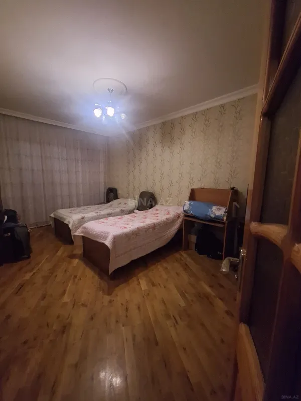 Satılır 3 otaqlı mənzil 82 m²