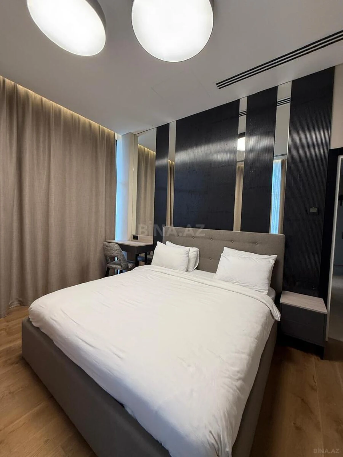 Kirayə verilir 4 otaqlı mənzil 140 m²