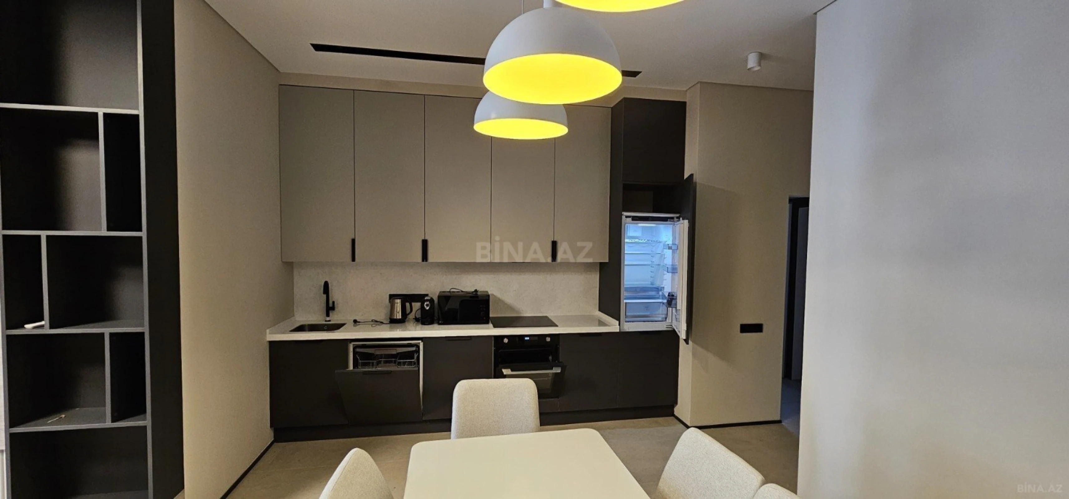 Kirayə verilir 4 otaqlı mənzil 140 m²