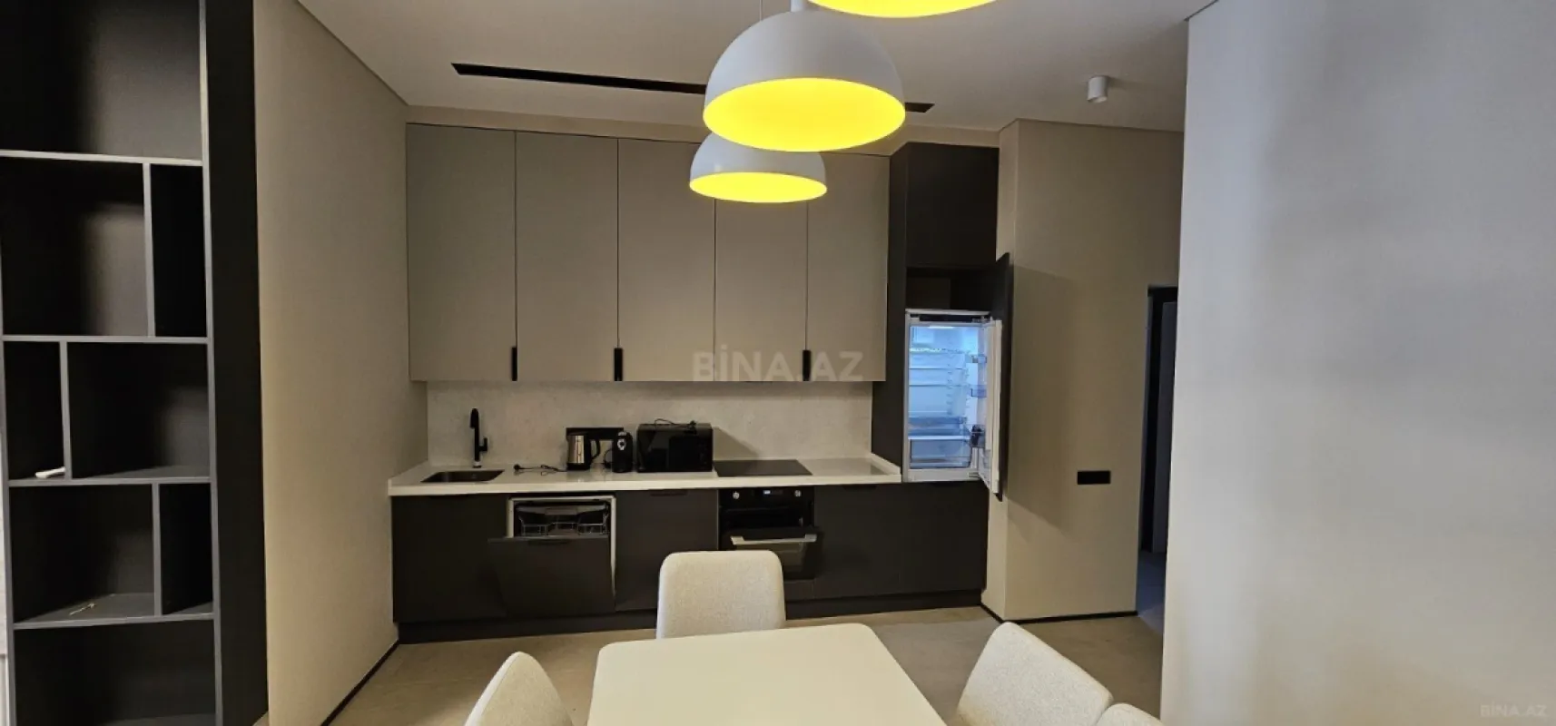 Kirayə verilir 4 otaqlı mənzil 140 m²