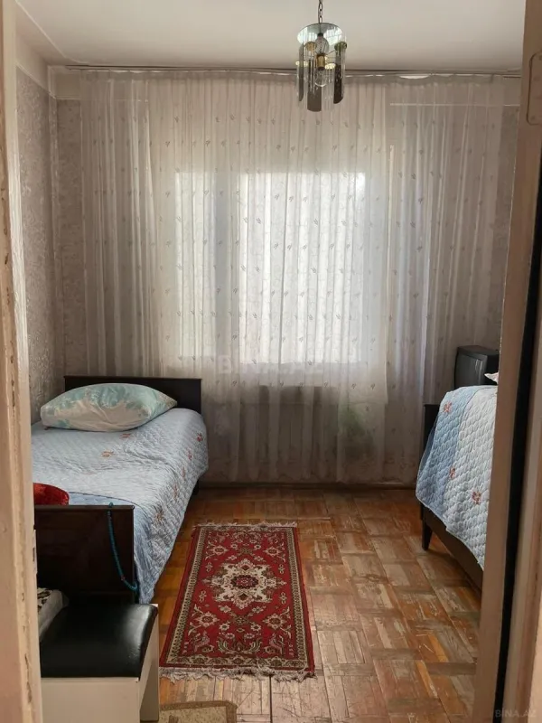 Satılır 4 otaqlı mənzil 95 m²