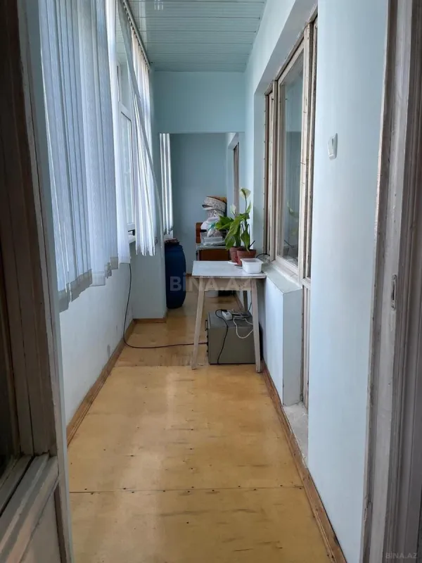 Satılır 4 otaqlı mənzil 95 m²