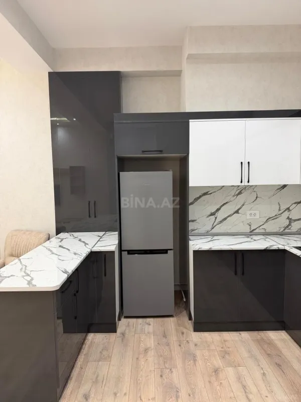 Satılır 2 otaqlı mənzil 84 m²
