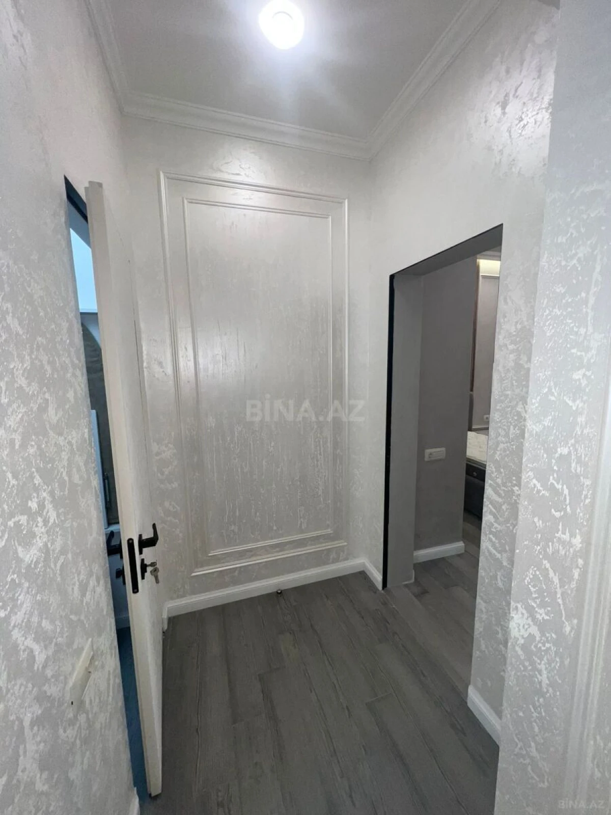 Kirayə verilir 3 otaqlı mənzil 135 m²