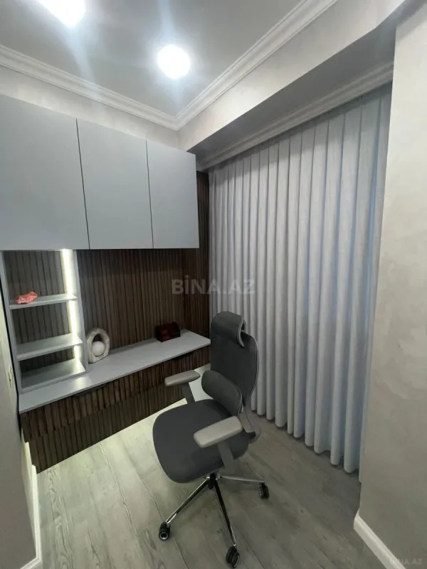Kirayə verilir 3 otaqlı mənzil 135 m²