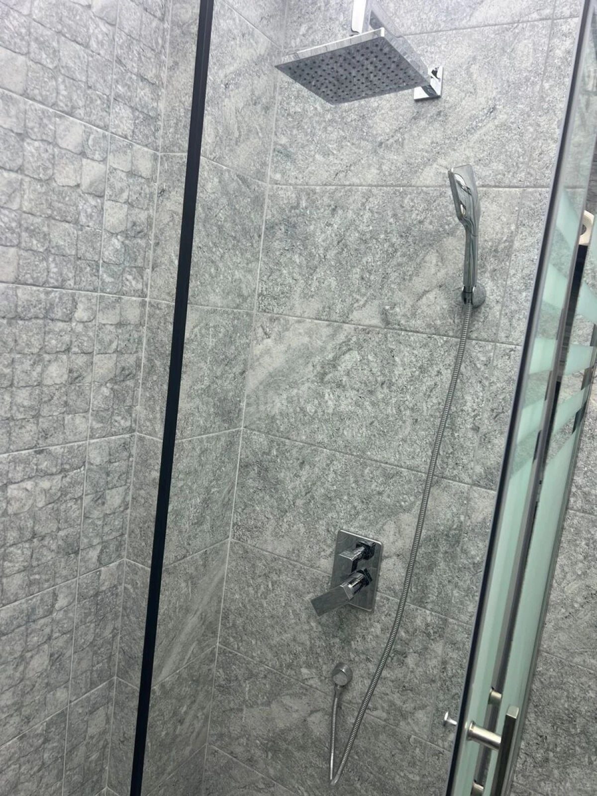 Kirayə verilir 3 otaqlı mənzil 135 m²