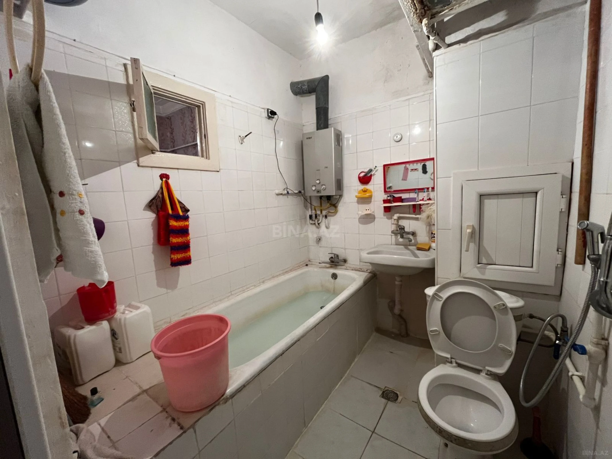 Satılır 2 otaqlı mənzil 42 m²