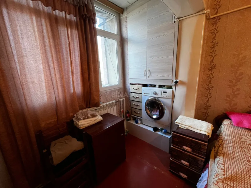 Satılır 2 otaqlı mənzil 42 m²