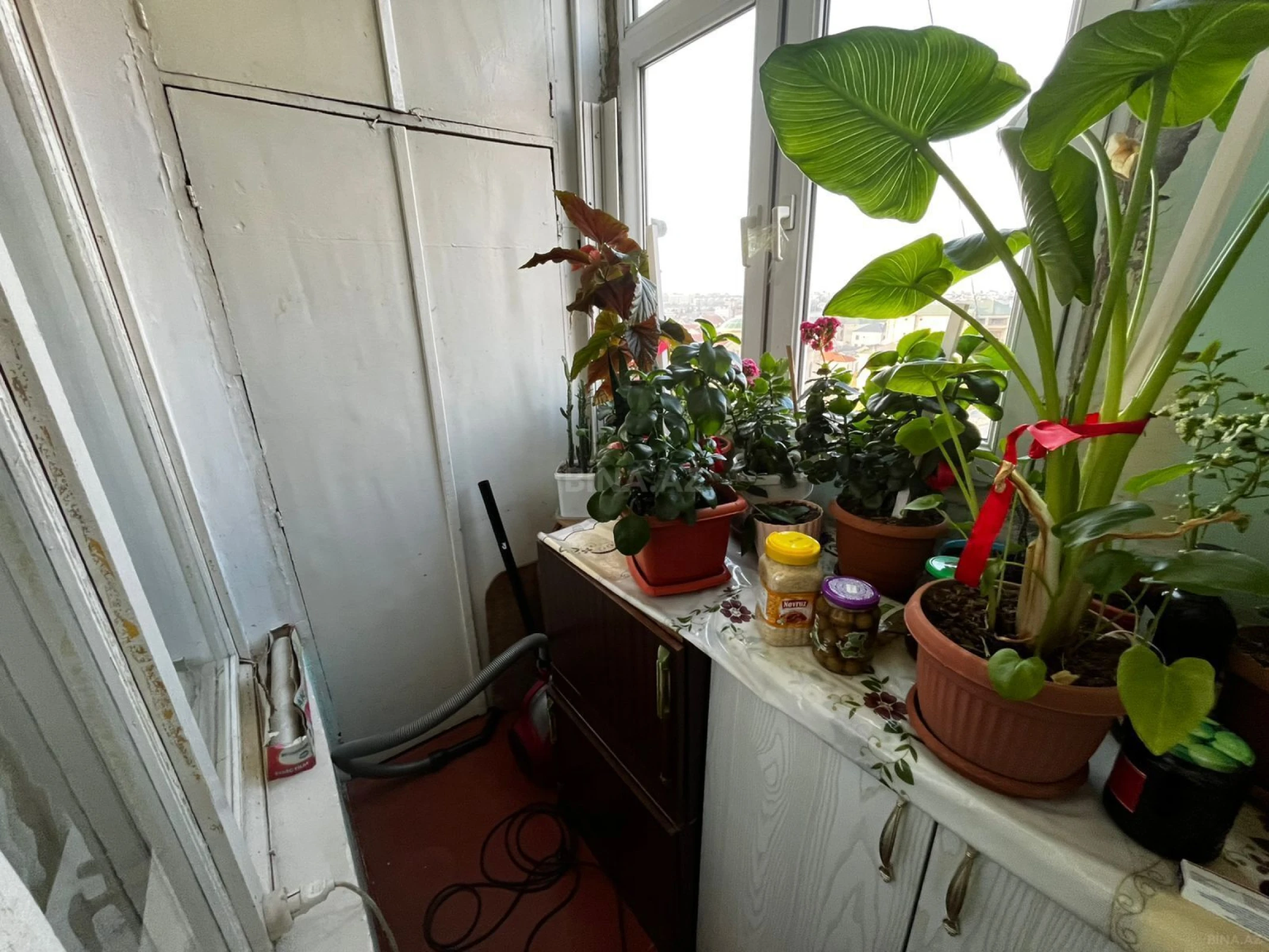 Satılır 2 otaqlı mənzil 42 m²