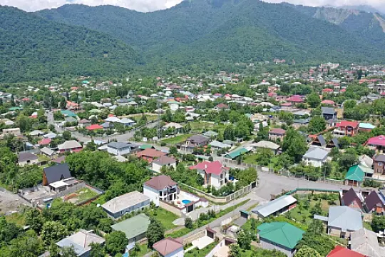 Satılır 7 otaqlı həyət evi 450 m²