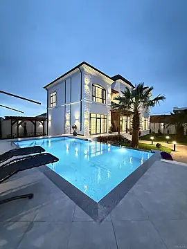Satılır 6 otaqlı həyət evi 400 m²