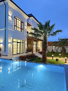 Satılır 6 otaqlı həyət evi 400 m²