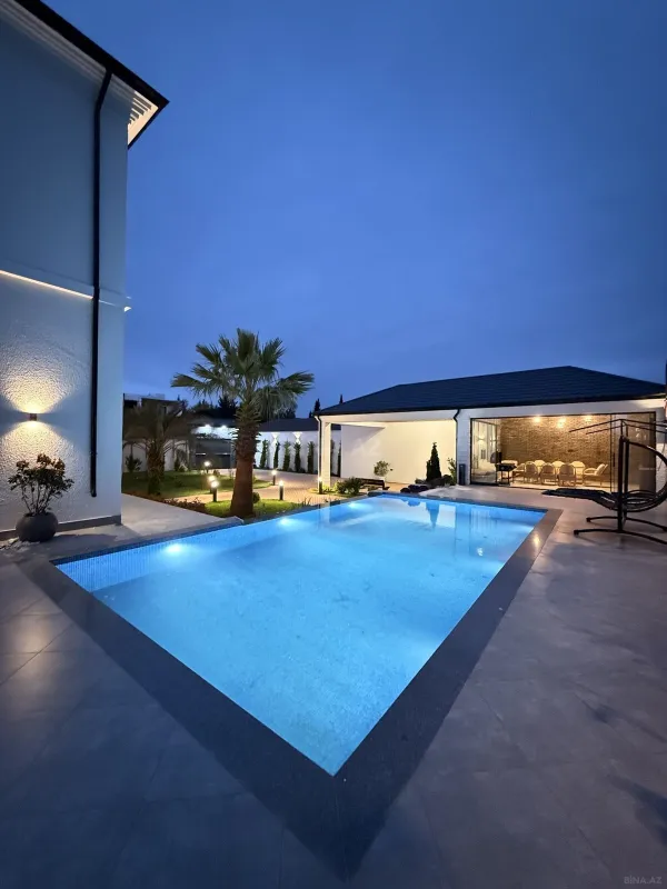 Satılır 6 otaqlı həyət evi 400 m²