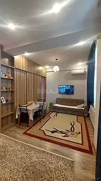 Satılır 2 otaqlı mənzil 44 m²