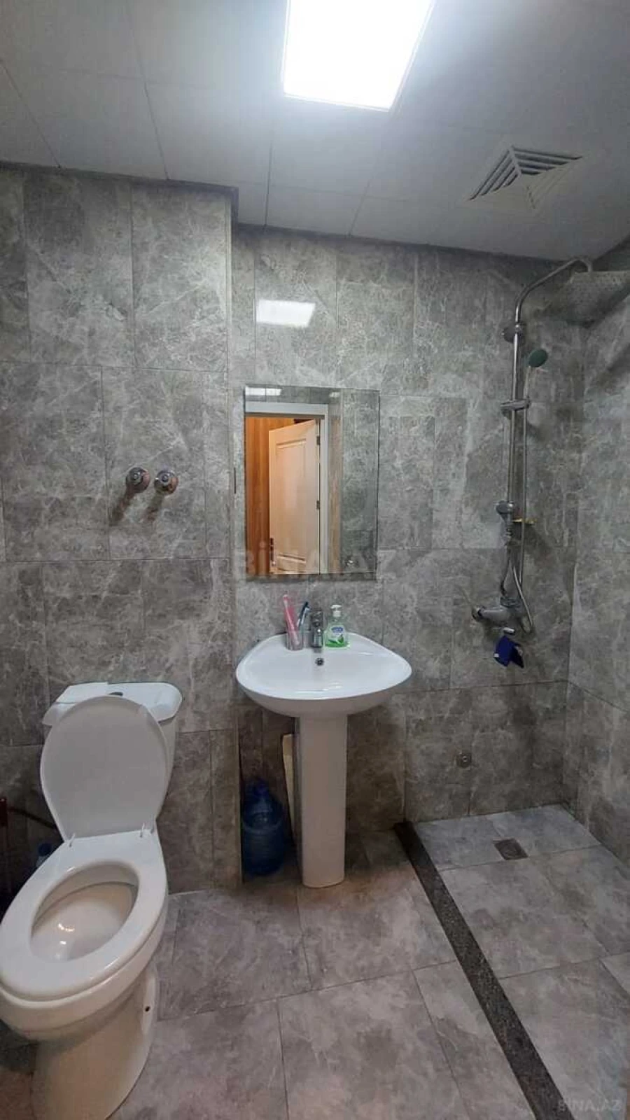 Satılır 2 otaqlı mənzil 44 m²