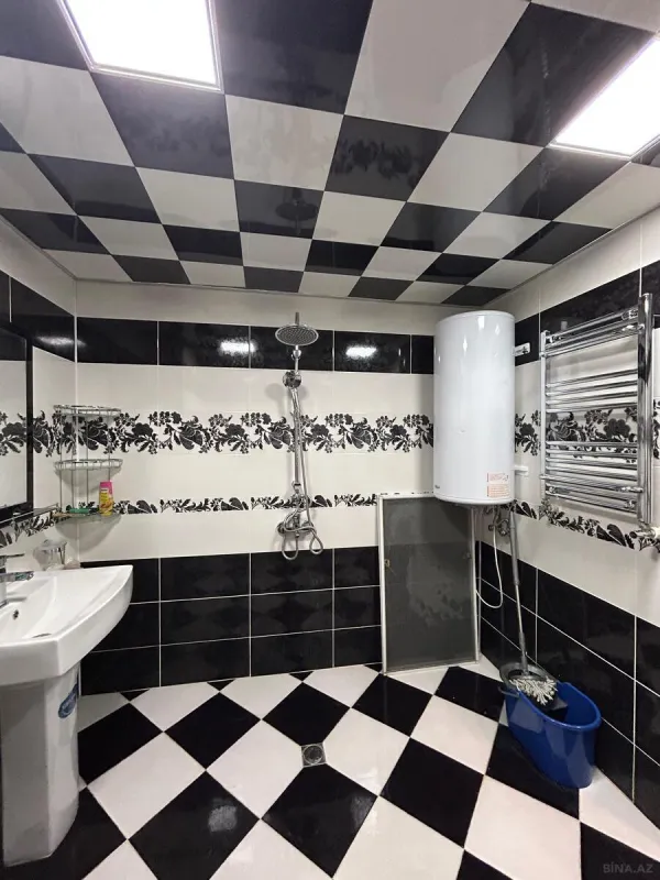 Satılır 3 otaqlı mənzil 114 m²