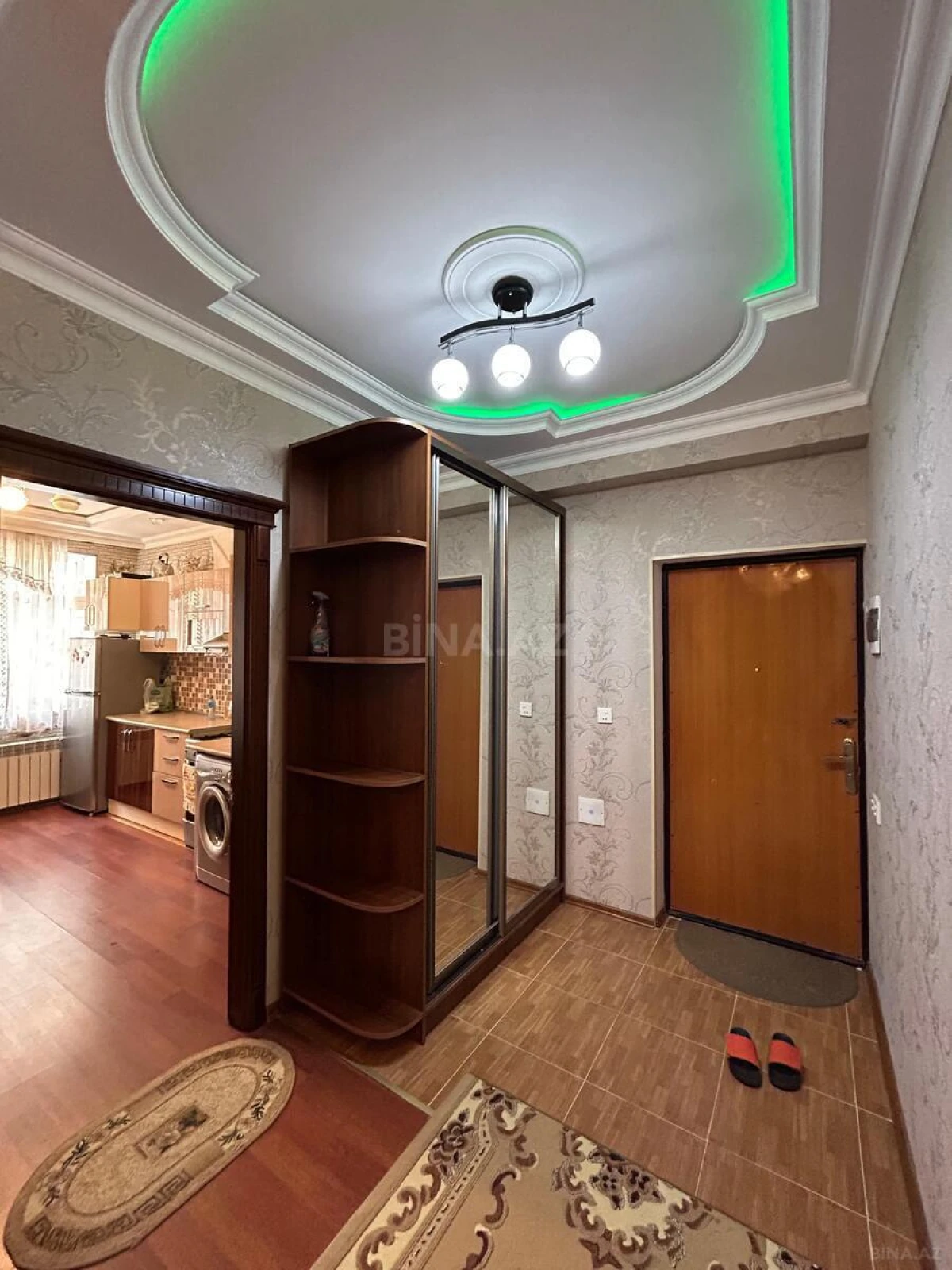 Satılır 3 otaqlı mənzil 114 m²