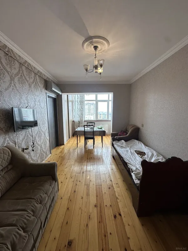 Kirayə verilir 3 otaqlı mənzil 90 m²