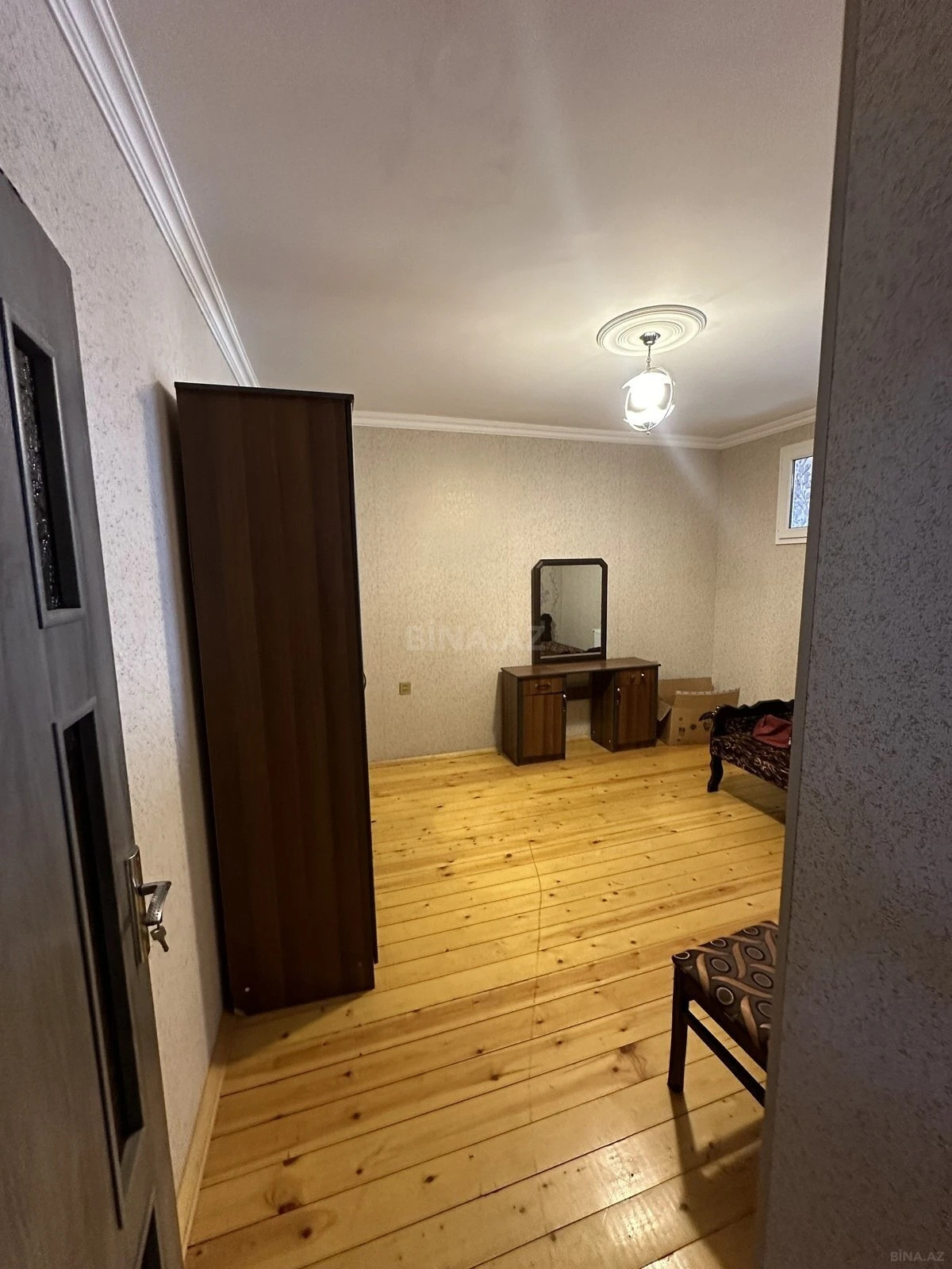 Kirayə verilir 3 otaqlı mənzil 90 m²