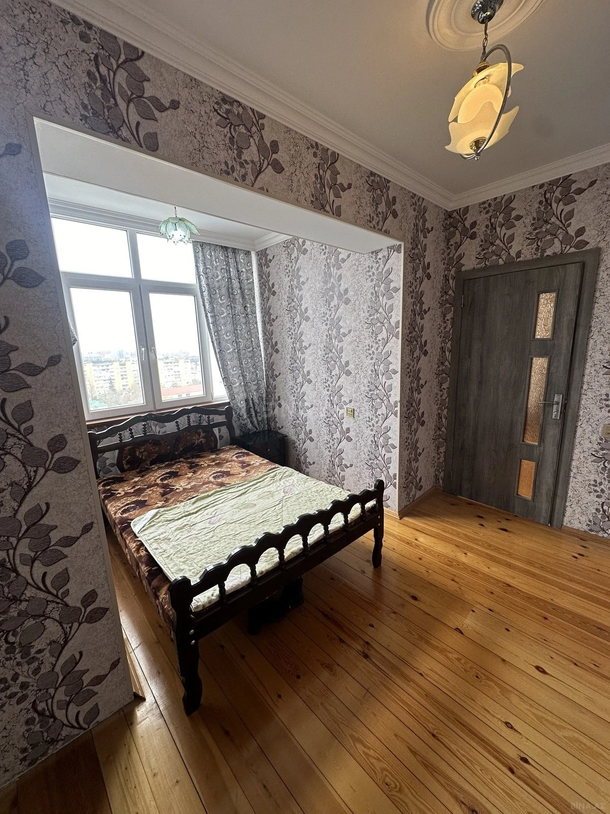 Kirayə verilir 3 otaqlı mənzil 90 m²