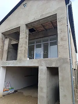 Satılır 5 otaqlı həyət evi 253 m²