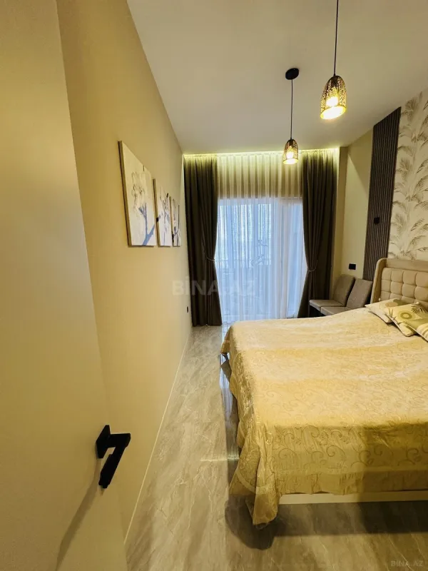 Satılır 2 otaqlı mənzil 73 m²