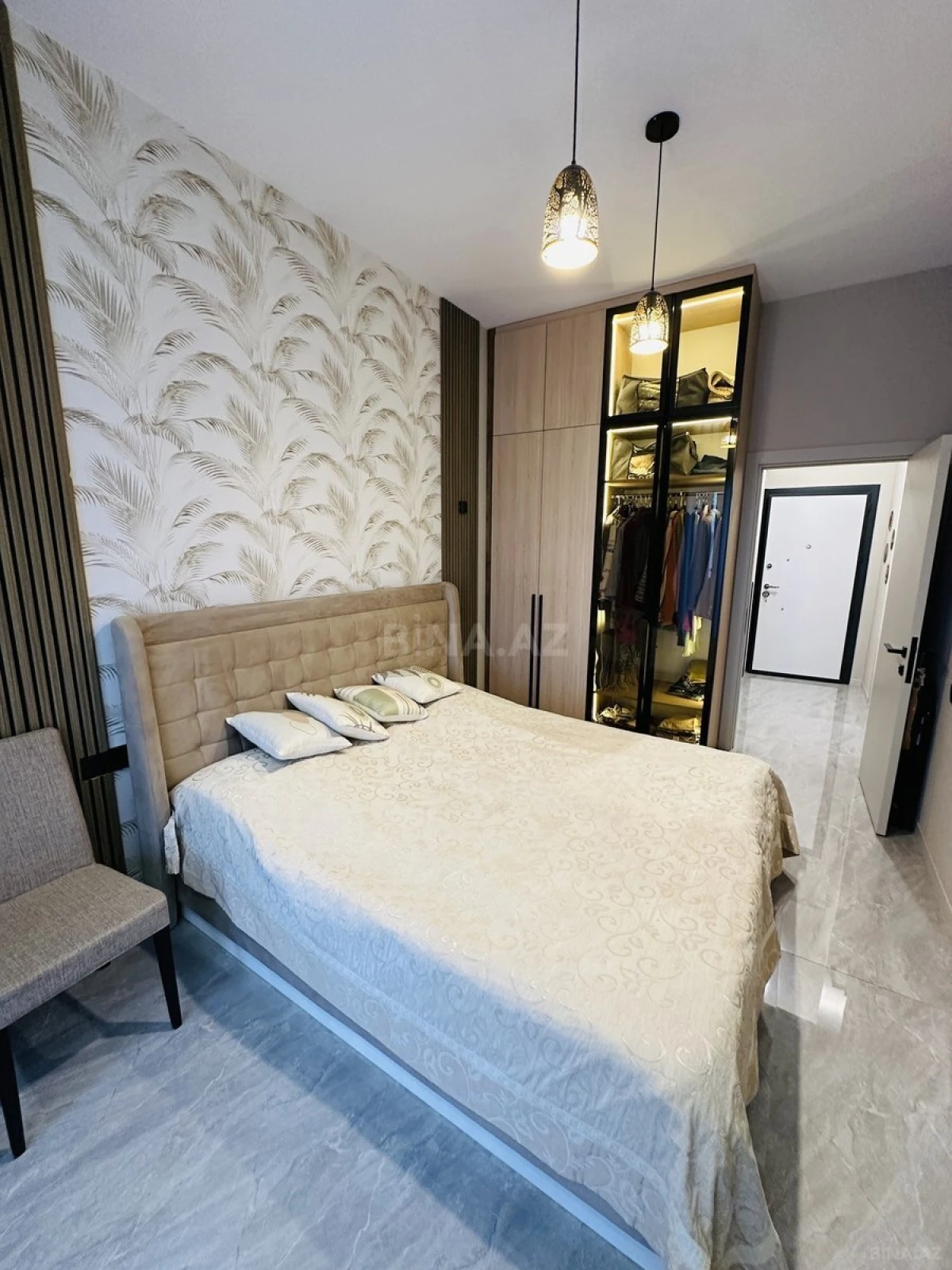 Satılır 2 otaqlı mənzil 73 m²