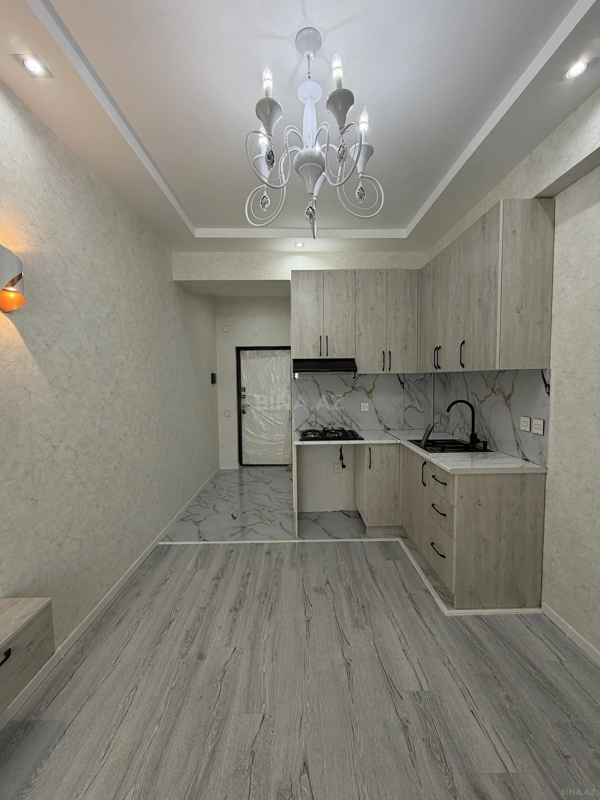 Satılır 2 otaqlı mənzil 27 m²