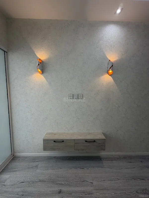 Satılır 2 otaqlı mənzil 27 m²